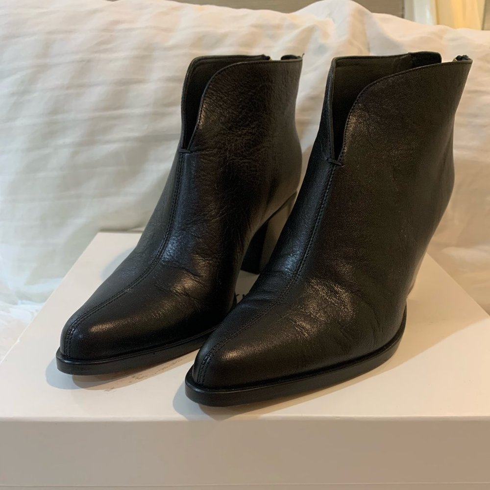 Vince Havana Notched Vamp Black Leather Booties